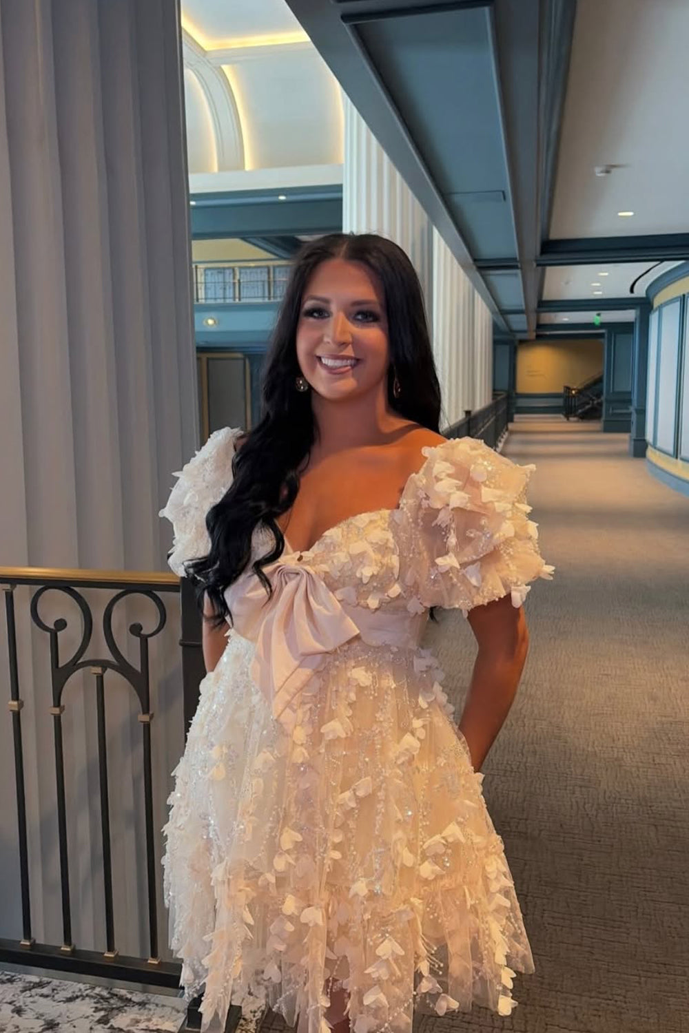 A Line Sweetheart White Lace Short Homecoming Dresses JP070623