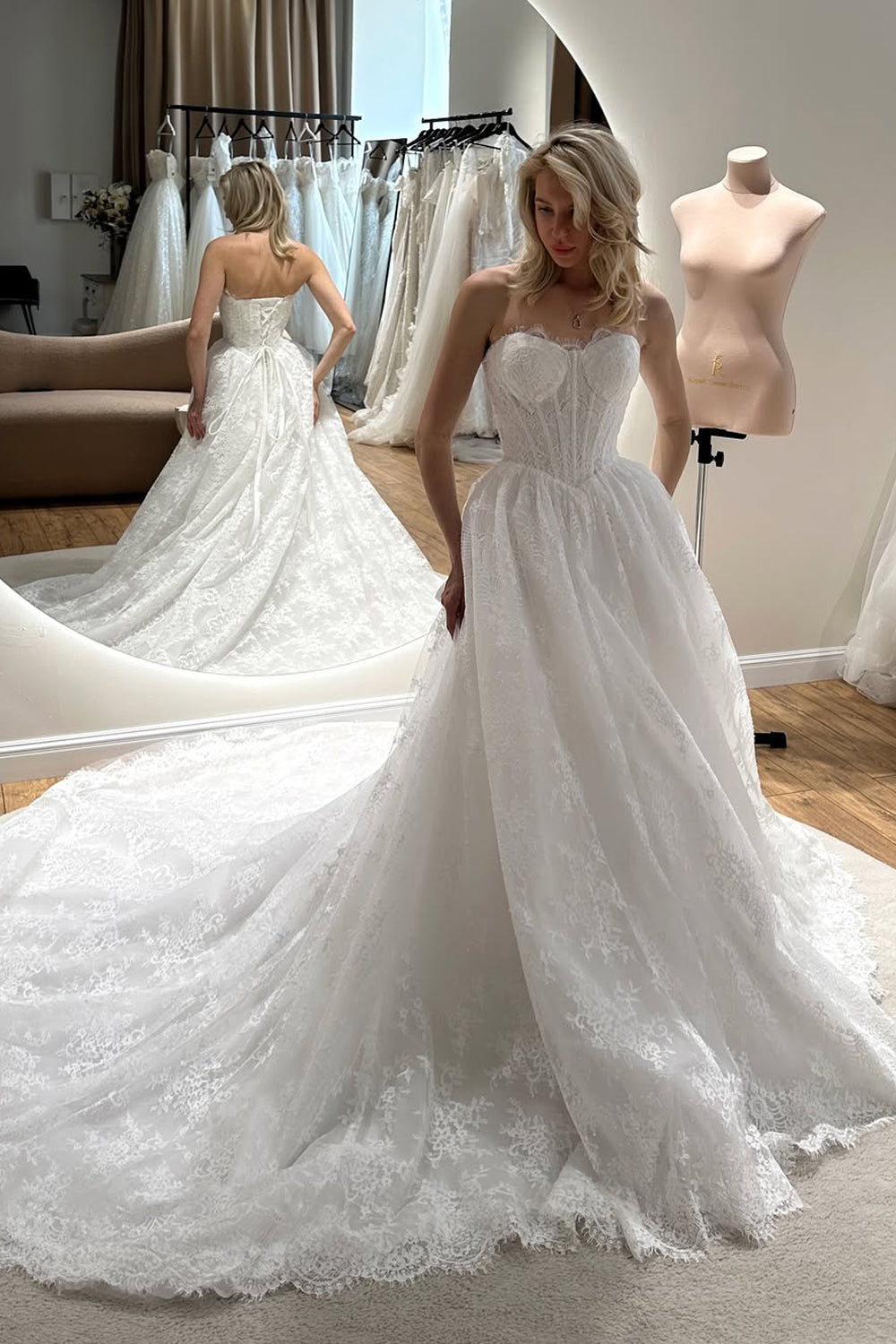 Ball Gown Sweetheart Tulle Lace Wedding Dresses JP26070889