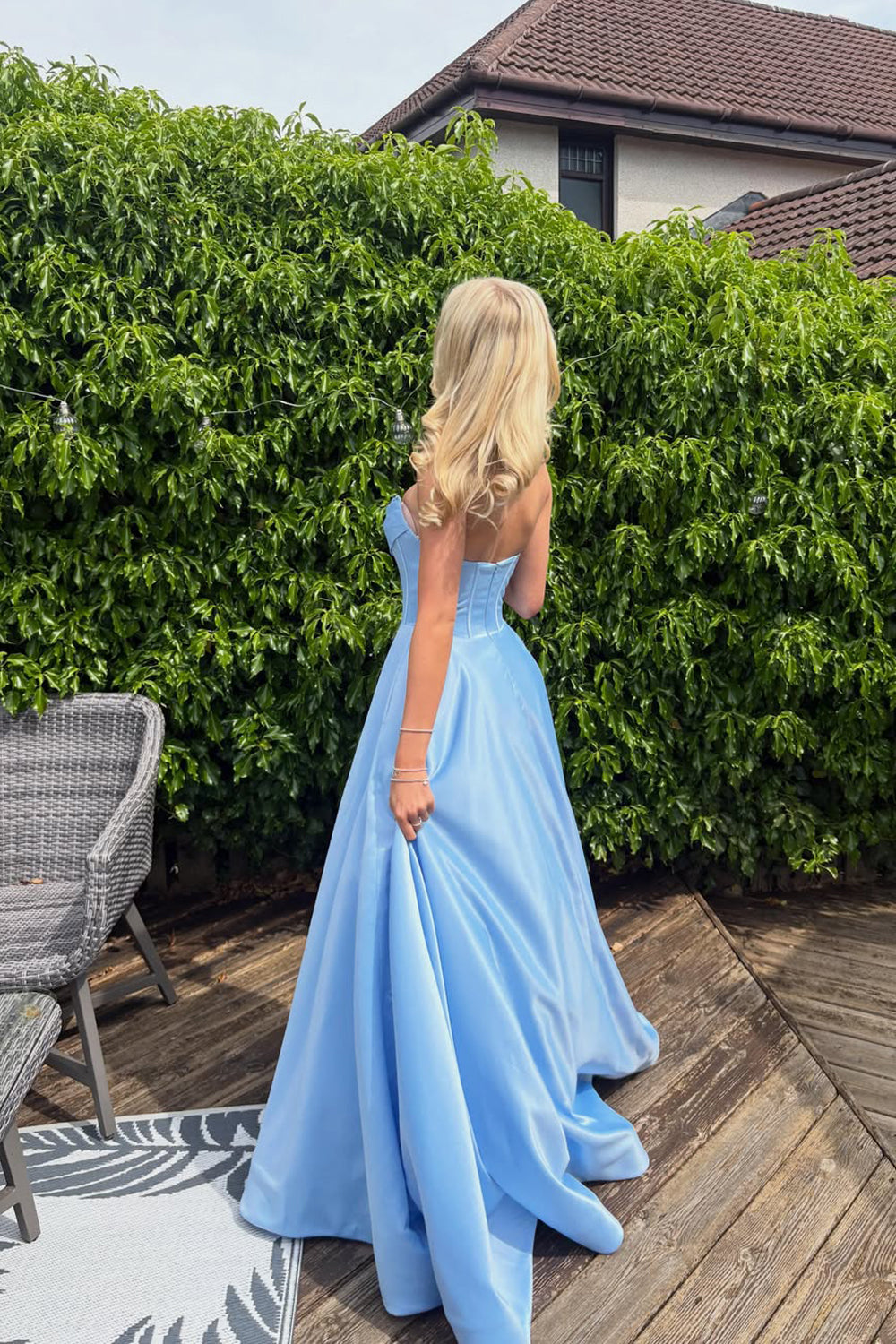 A Line Scoop Neck Blue Satin Prom Dress with Beading JP070816