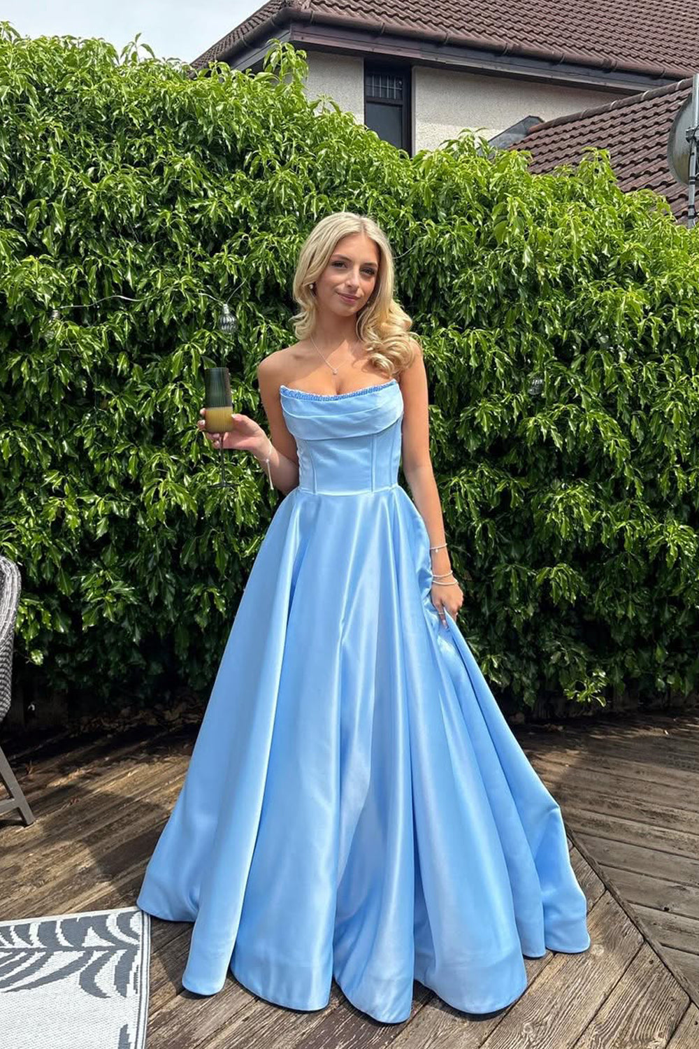 A Line Scoop Neck Blue Satin Prom Dress with Beading JP070816