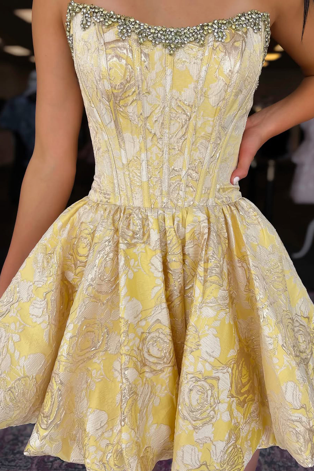 Yellow Jacquard Satin A Line Scoop Neck Homecoming Dresses with Beading JP062302
