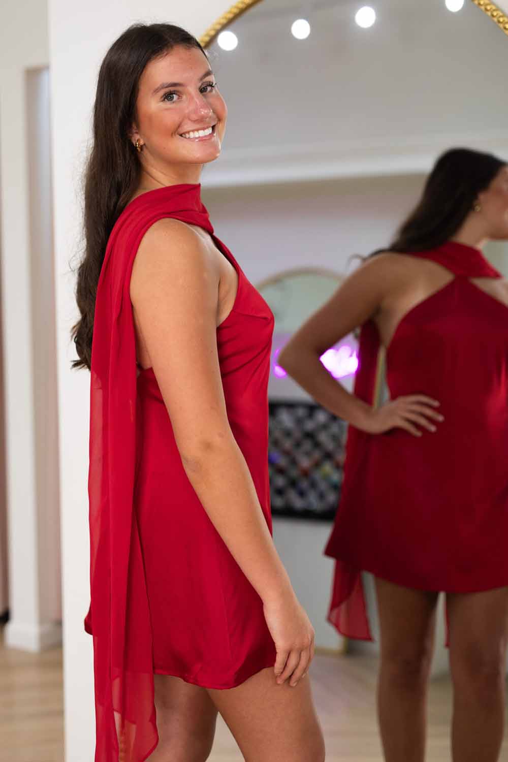 Sheath Hatler Red Satin Short Homecoming Dresses JP072501
