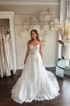 A Line Sweetheart Tulle Lace Long Wedding Dresses JP26070886