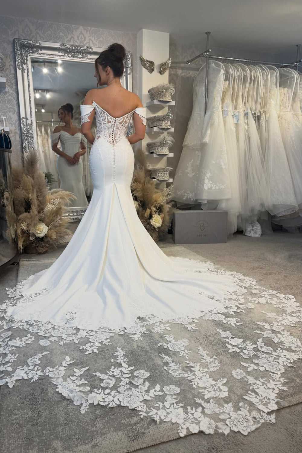 Off the Shoulder Elastic Satin Wedding Dresses with Appliques JP070912