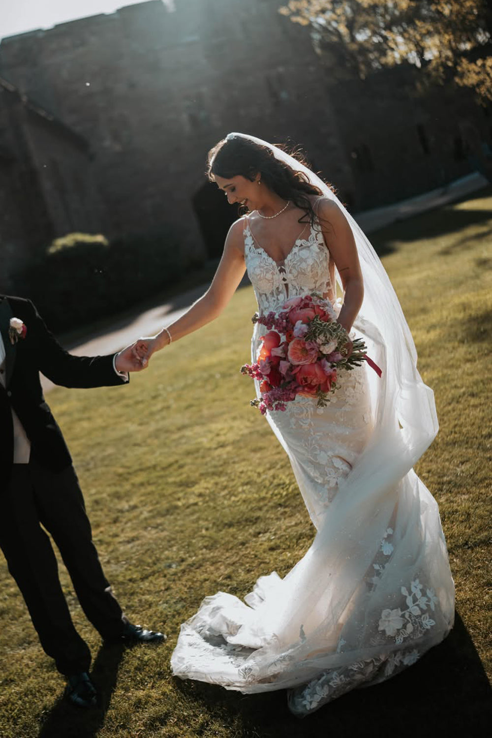 Fairy Mermaid V Neck Lace Tulle Wedding Dresses with Appliques JP070908