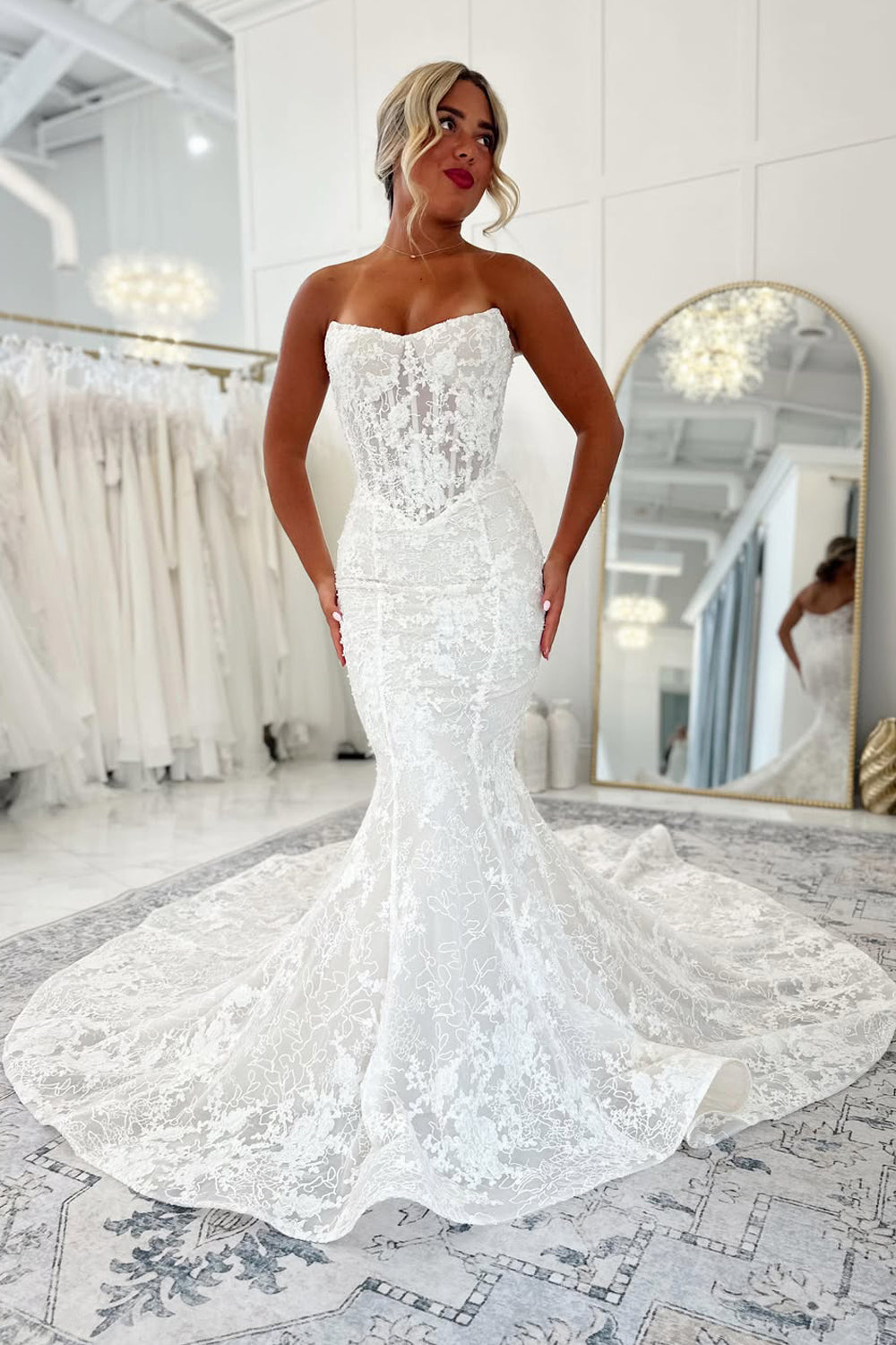 Lace Mermaid Strapless Wedding Dresses with Appliques JP070934
