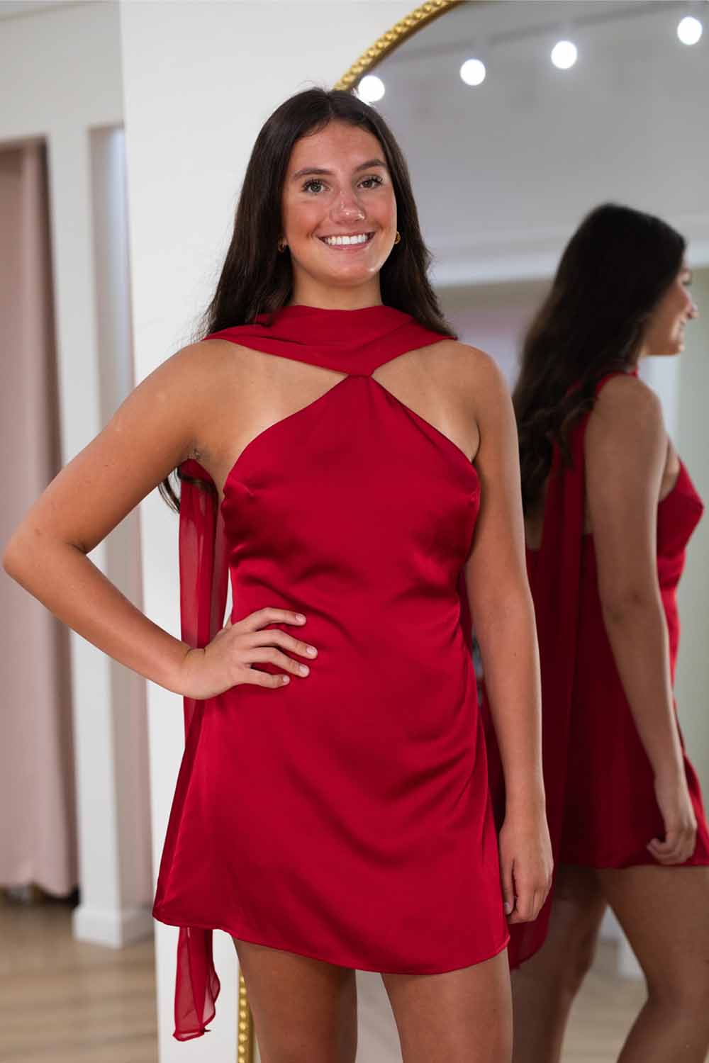Sheath Hatler Red Satin Short Homecoming Dresses JP072501