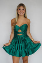 A Line Sweetheart Hot Fix Green Satin Tiered Homecoming Dresses JP072509
