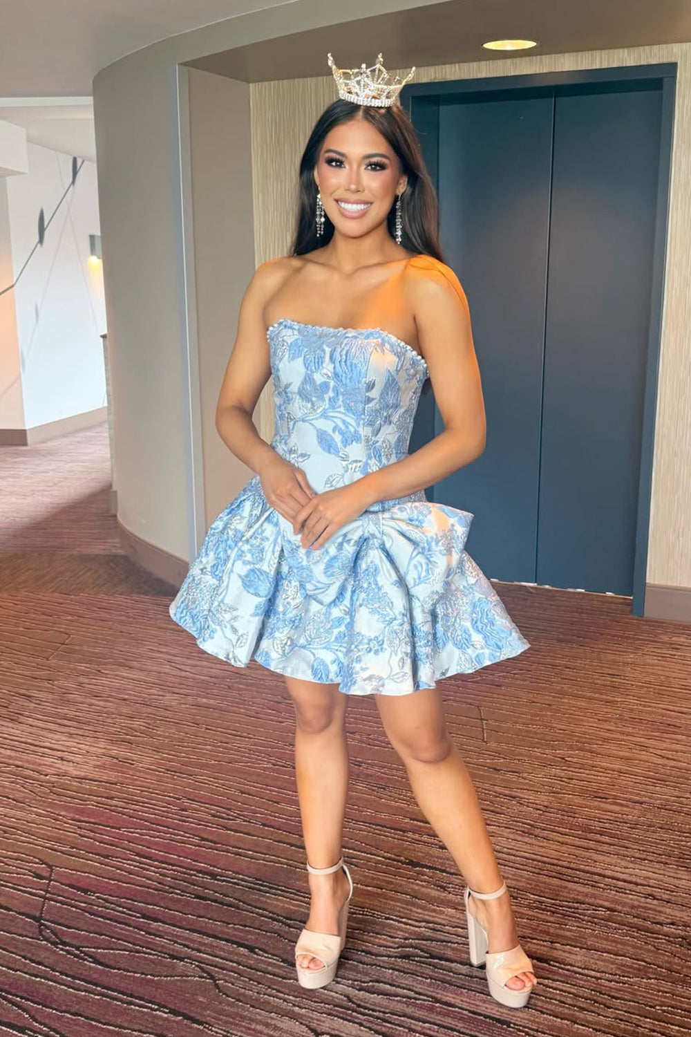 A Line Jacquard Satin Strapless Short Homecoming Dresses JP062210